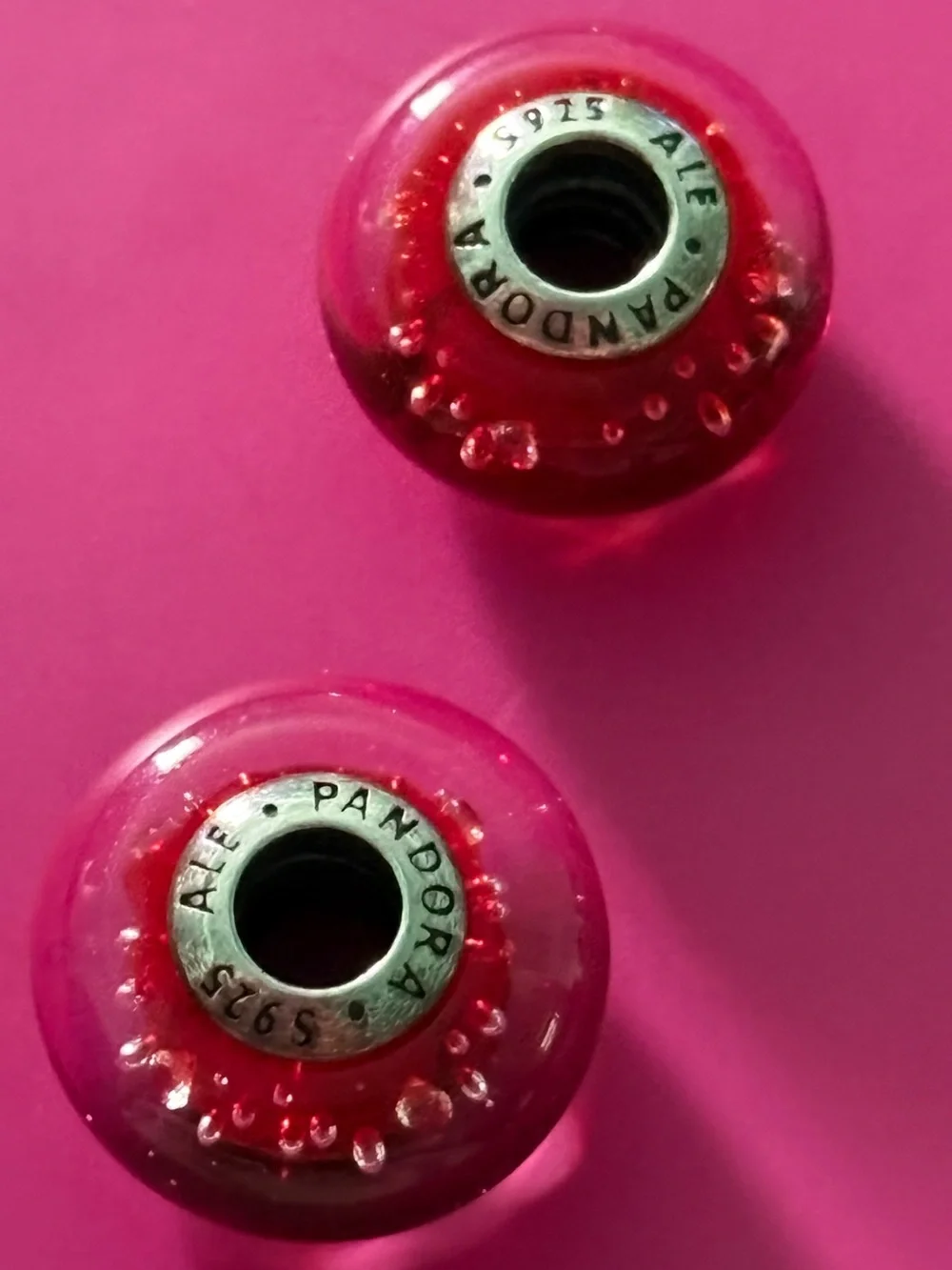 Pandora deep red